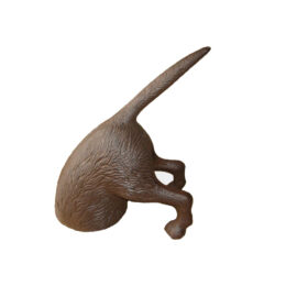 פסל נוי לגינה ממתכת "הכלב החופר"